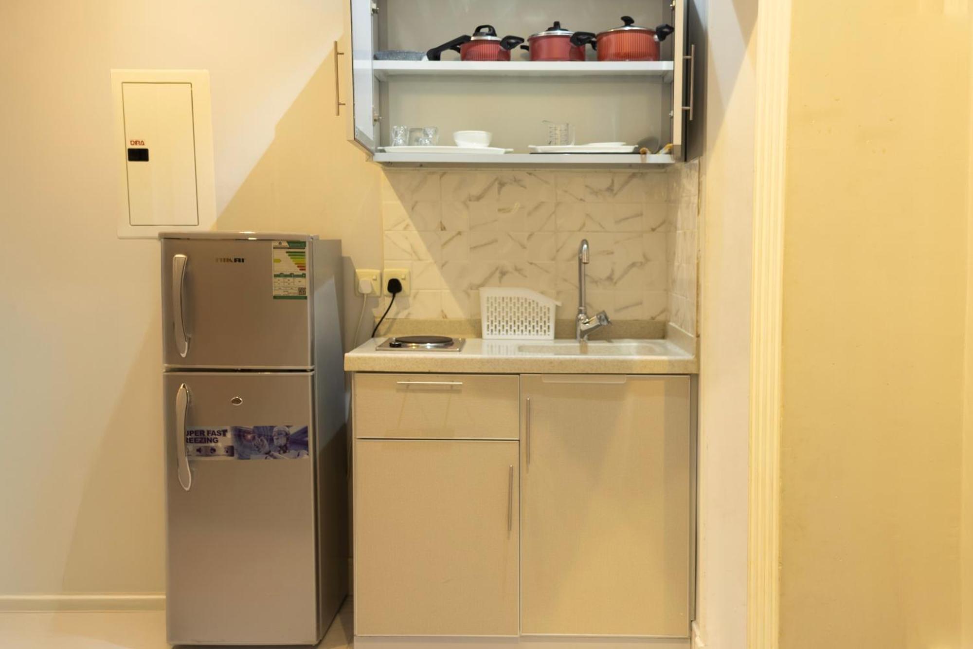 Areen Al Naeem Served Apartments Dzsidda Kültér fotó